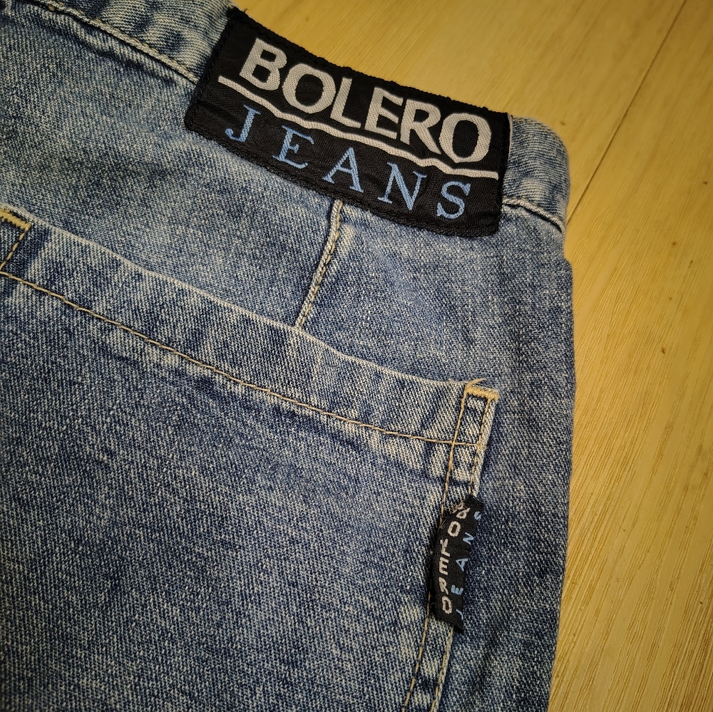 Bolero Jeans Shorts - Picture 4 of 5